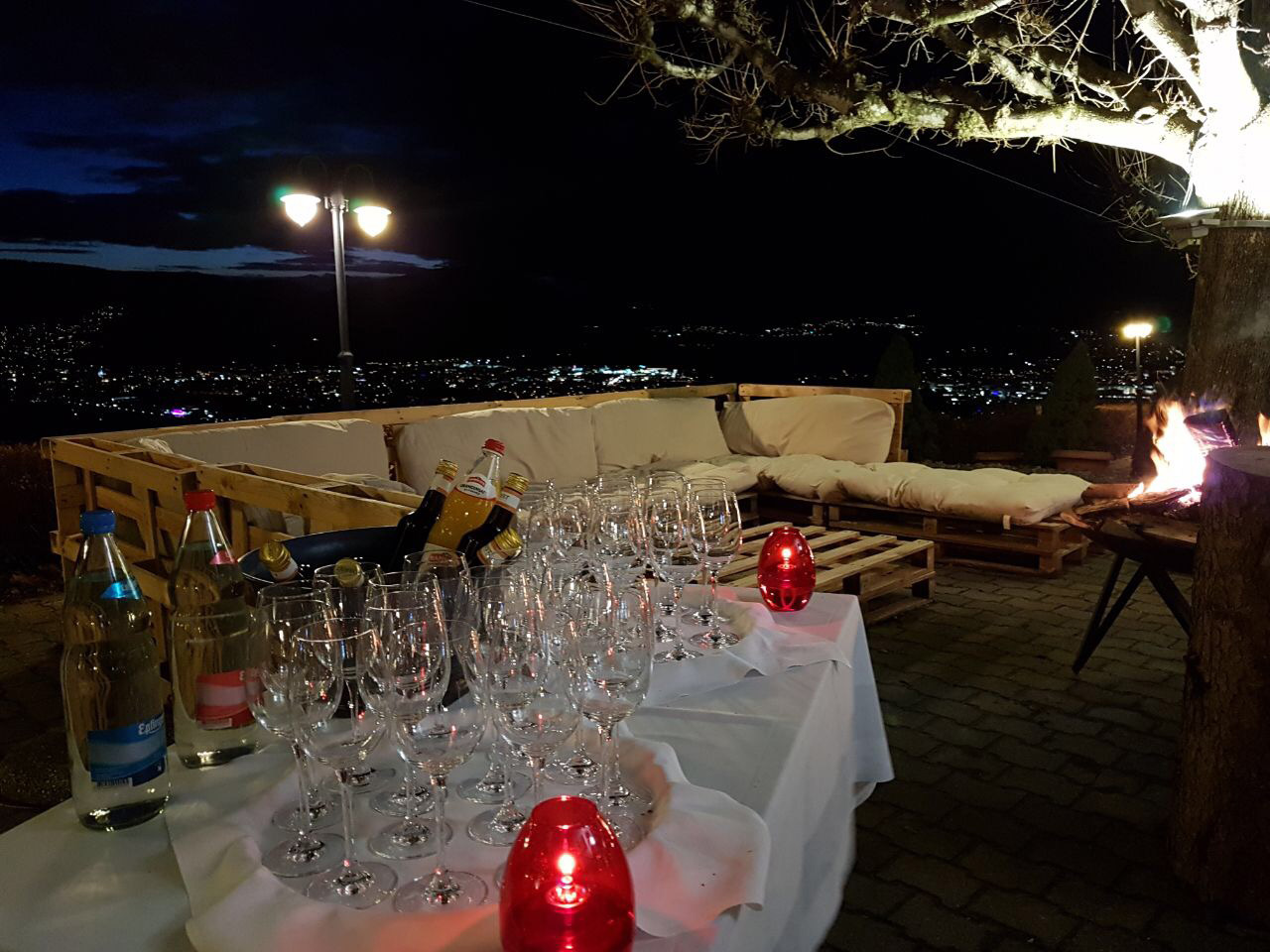 Apero Time auf der Terrasse